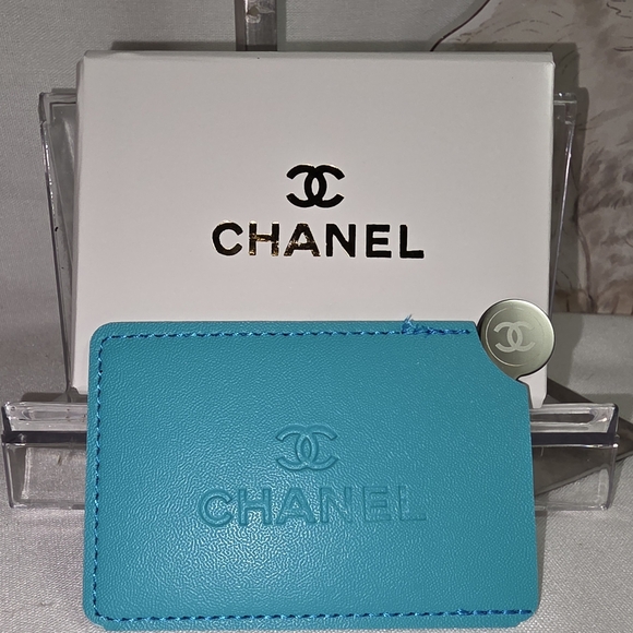 💥LOW START💥Chanel Turquoise Mirror Holder - Picture 4 of 7